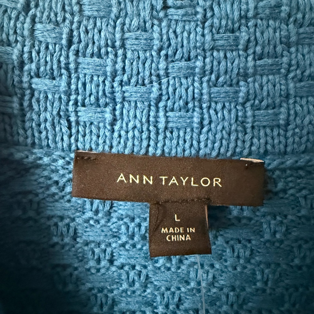 Ann Taylor Azure Blue Textured Button-Up Cardigan Jacket - Picture 4 of 6